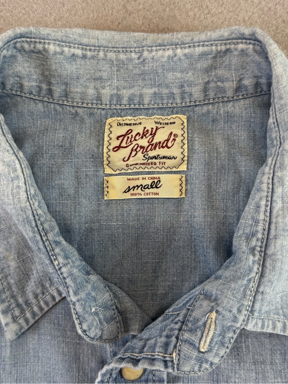 Women’s Lucky Brand Vintage Wash Short-Sleeve Denim Shirt - Light Blue - Picture 2 of 7